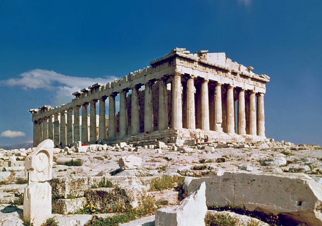 Vista exterior del Partenón de Atenas en la Acrópolis