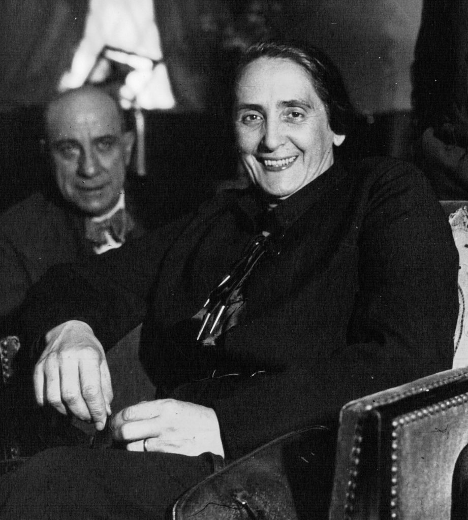 Dolores Ibárruri, Pasionaria, en 1936
